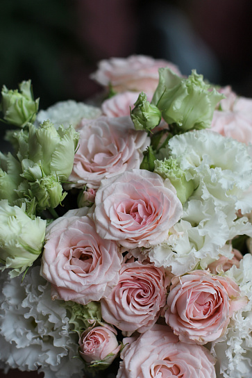 Бело-розовый букет невесты