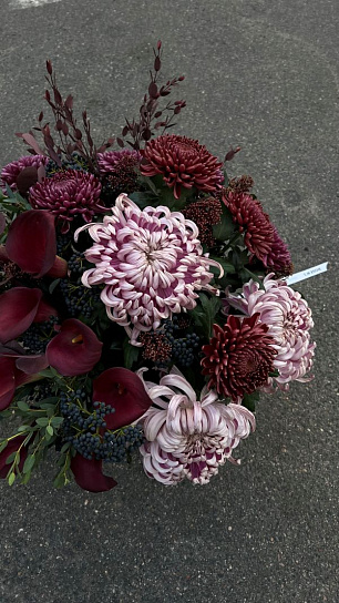 Композиция в корзине  "Венский вальс"