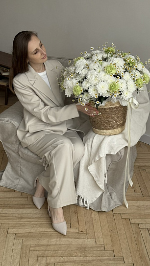 Композиция в корзине "Необъятная любовь" размер L