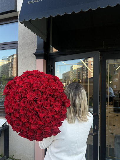 Букет из 101 красной розы