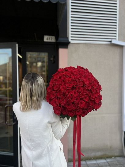 Букет из 101 красной розы