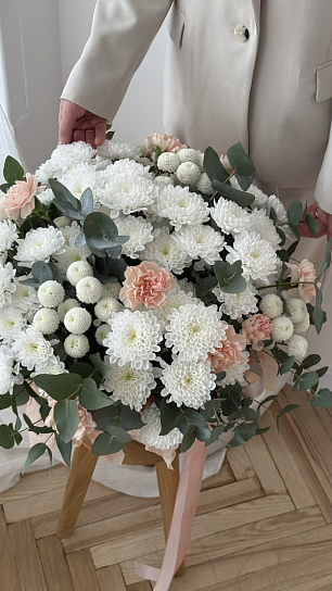 Композиция в корзине "Зефиная нежность", размер М