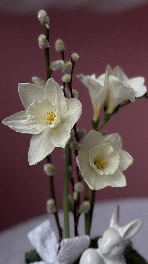 Пасхальная композиция в ведерке