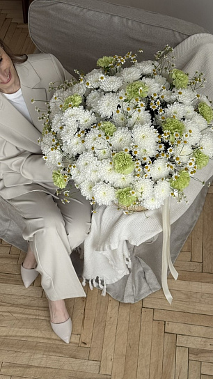 Композиция в корзине "Необъятная любовь" размер L