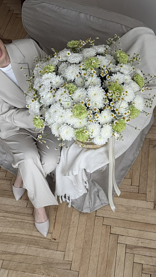 Композиция в корзине "Необъятная любовь" размер L