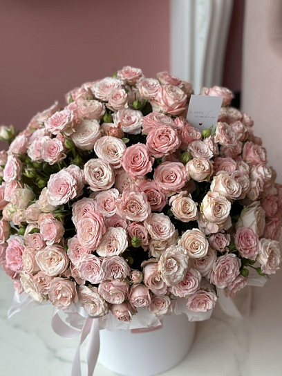 Композиция в коробке "Нежное послание"