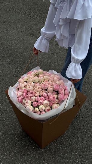 Монобукет из эксклюзивных роз Менсфилд Парк (Mensfild Park)